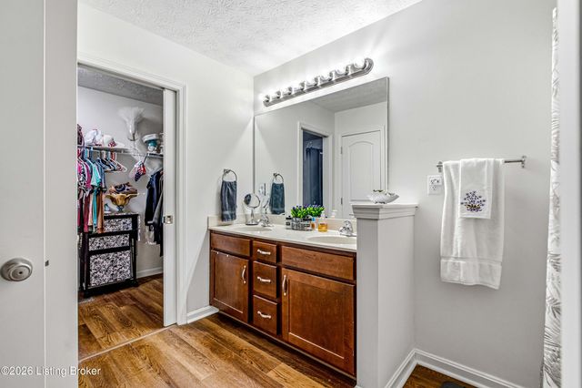 128 Ginger Dr, Mt Washington, KY 40047