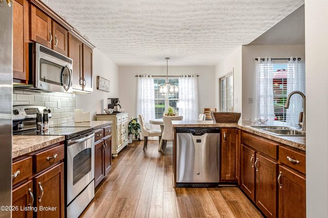 128 Ginger Dr, Mt Washington, KY 40047