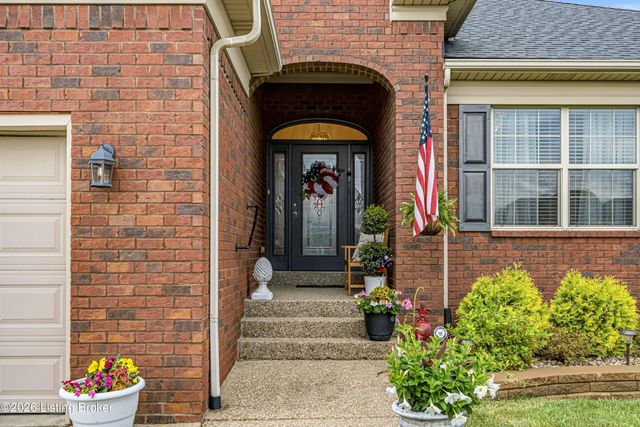128 Ginger Dr, Mt Washington, KY 40047