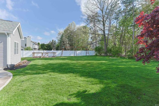 51444 Jodie Lynn Drive, Granger, IN 46530