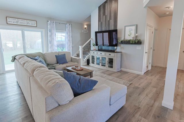 51444 Jodie Lynn Drive, Granger, IN 46530