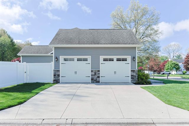51444 Jodie Lynn Drive, Granger, IN 46530