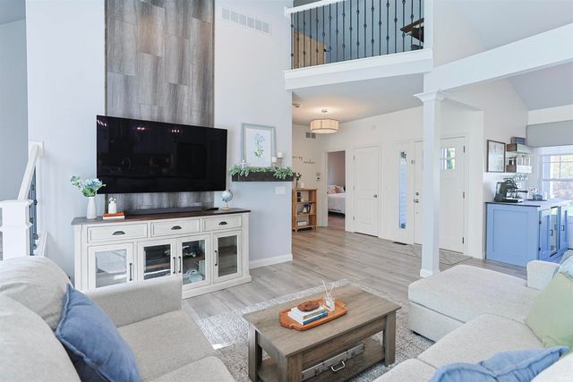 51444 Jodie Lynn Drive, Granger, IN 46530