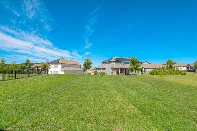 7604 N Gower Avenue, Kansas City, MO 64151