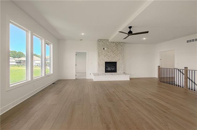 7604 N Gower Avenue, Kansas City, MO 64151