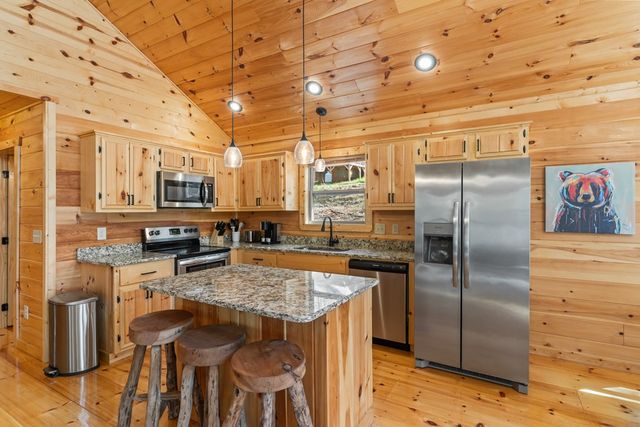 237 Bentley Cove, Murphy, NC 28906