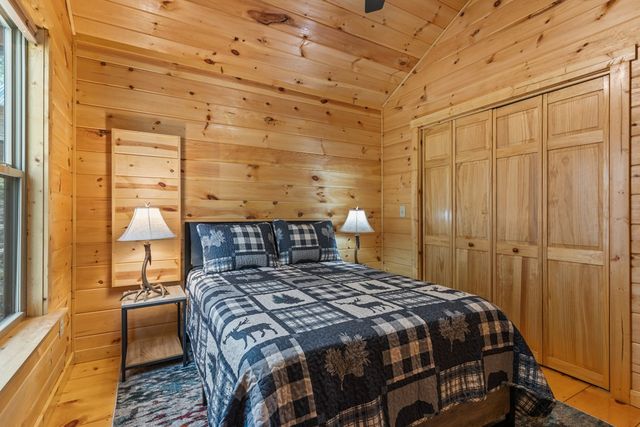237 Bentley Cove, Murphy, NC 28906