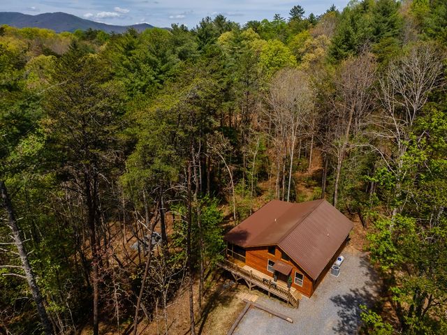 237 Bentley Cove, Murphy, NC 28906