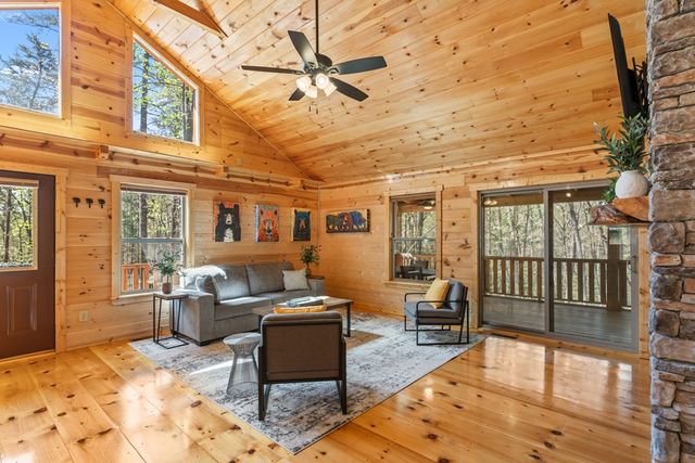 237 Bentley Cove, Murphy, NC 28906