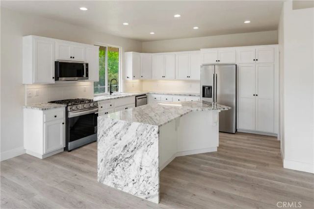 565 Rosemary Ln, Arroyo Grande, CA 93420