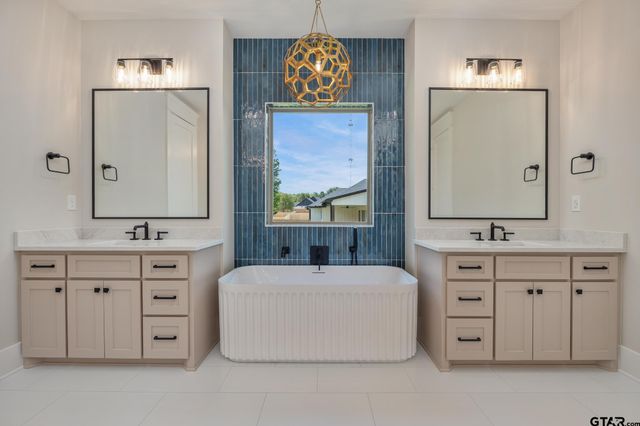 405 Ashlyn Circle, Bullard, TX 75757