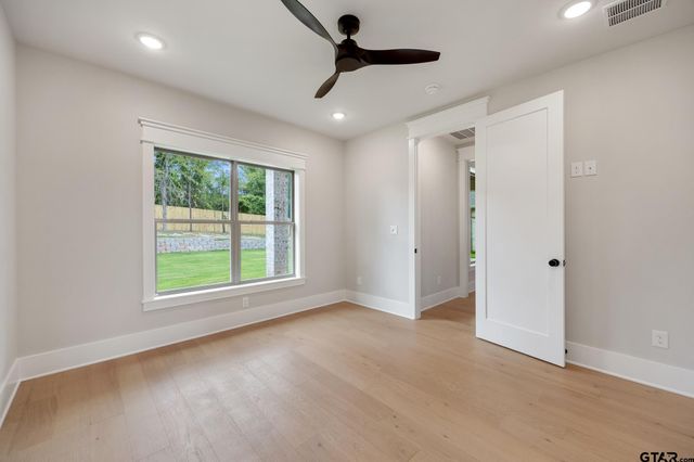 405 Ashlyn Circle, Bullard, TX 75757