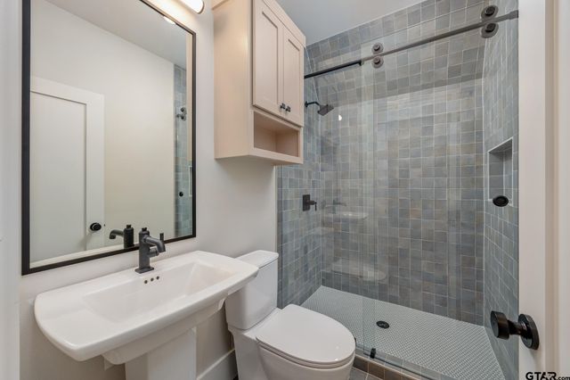 405 Ashlyn Circle, Bullard, TX 75757