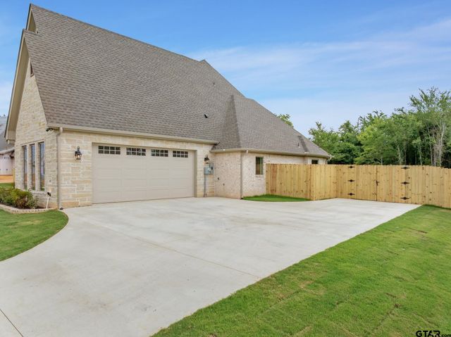 405 Ashlyn Circle, Bullard, TX 75757