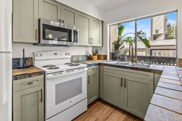 7988 Mission Center Court H, San Diego, CA 92108
