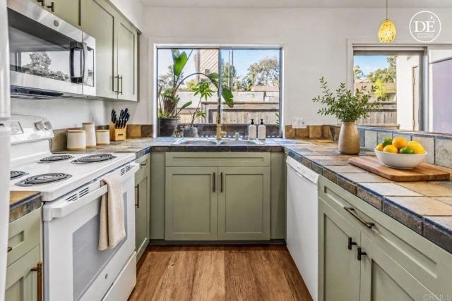 7988 Mission Center Court H, San Diego, CA 92108