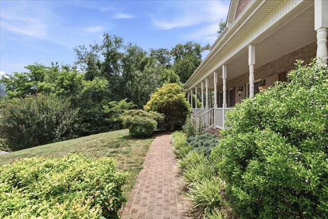 4636 Afton LN, Roanoke, VA 24012