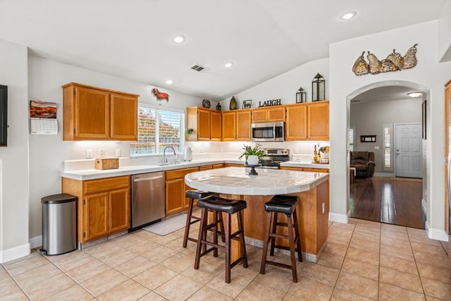 3324 Sleepy Hollow Ln, Modesto, CA 95355