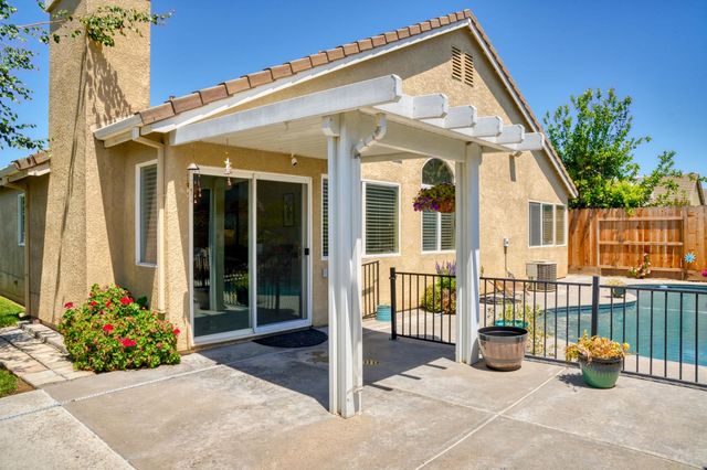3324 Sleepy Hollow Ln, Modesto, CA 95355