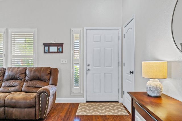 3324 Sleepy Hollow Ln, Modesto, CA 95355