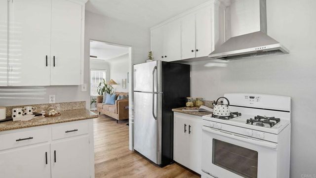 7580 Saranac Avenue, La Mesa, CA 91942