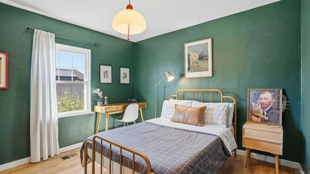 7580 Saranac Avenue, La Mesa, CA 91942