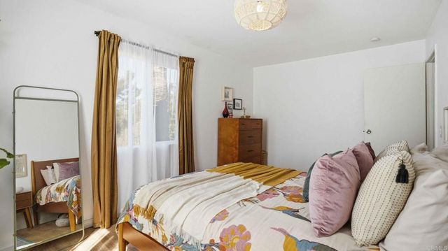 7580 Saranac Avenue, La Mesa, CA 91942