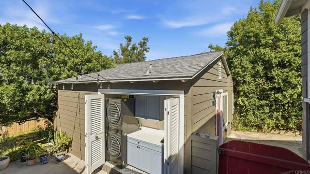 7580 Saranac Avenue, La Mesa, CA 91942