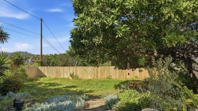 7580 Saranac Avenue, La Mesa, CA 91942