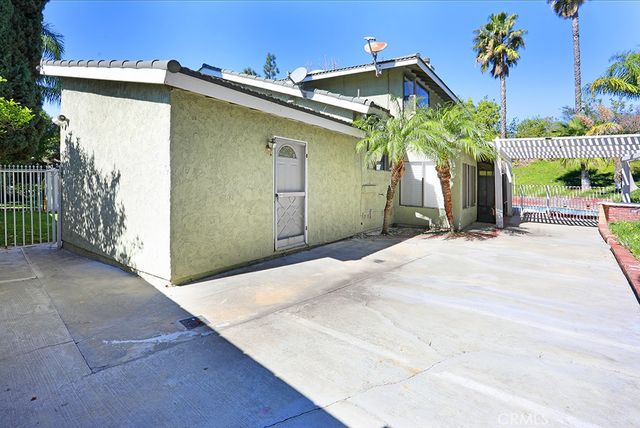5690 Avenida Barcelona, Yorba Linda, CA 92887