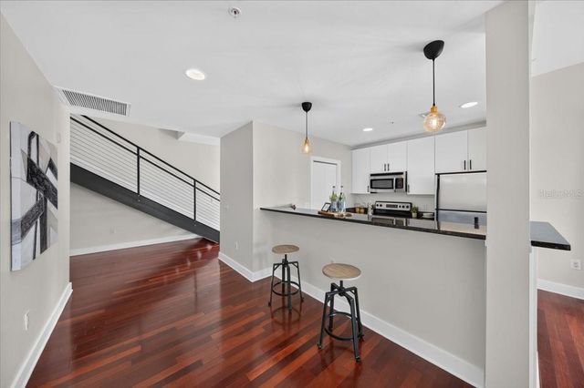 1010 CENTRAL AVENUE 412, St Petersburg, FL 33705