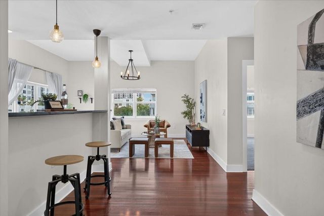 1010 CENTRAL AVENUE 412, St Petersburg, FL 33705
