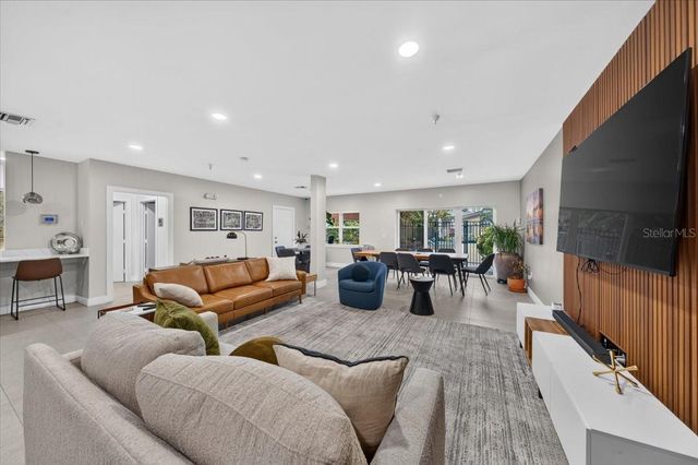 1010 CENTRAL AVENUE 412, St Petersburg, FL 33705