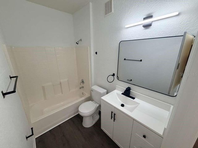 825 GRAND REGENCY POINT 102, Altamonte Springs, FL 32714