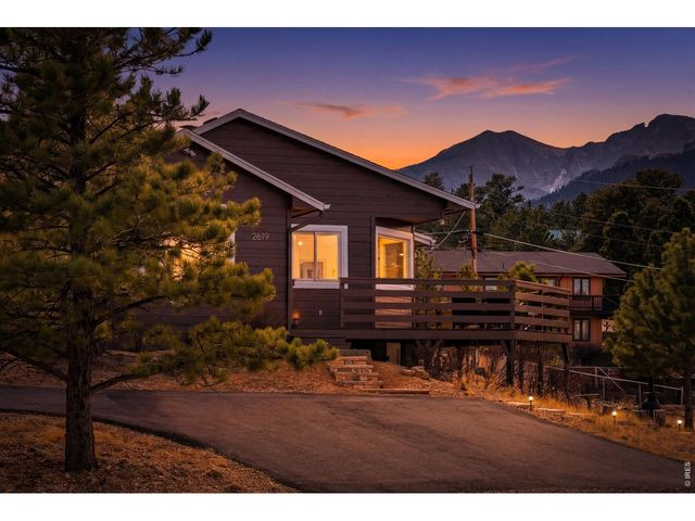 2619 Sunrise Ct, Estes Park, CO 80517