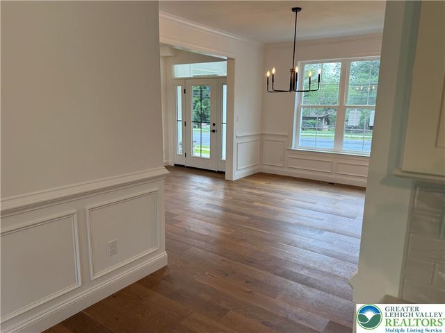 1559 KELCHNER Road, Bethlehem City, PA 18018