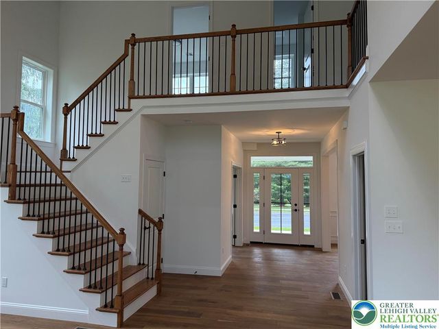 1559 KELCHNER Road, Bethlehem City, PA 18018