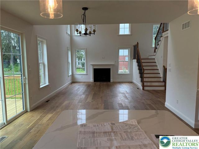 1559 KELCHNER Road, Bethlehem City, PA 18018