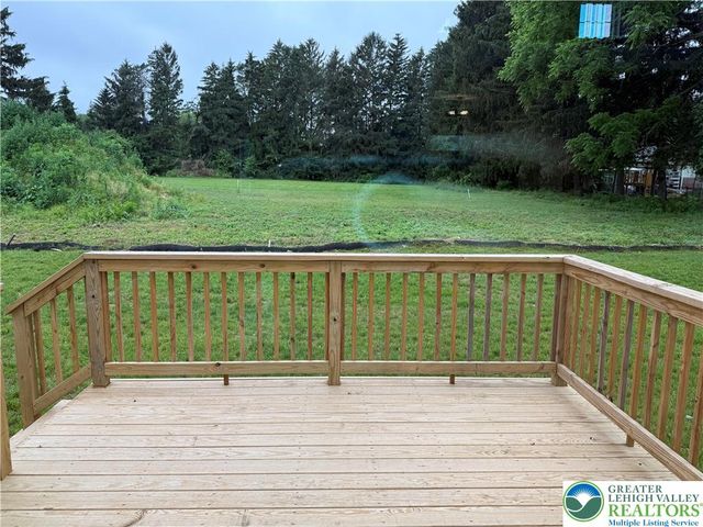 1559 KELCHNER Road, Bethlehem City, PA 18018
