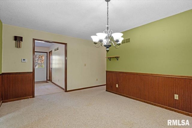 3898 Radford Road, Springfield, IL 62707