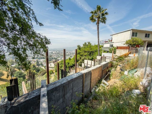 3611 Kinney Place, Los Angeles, CA 90065