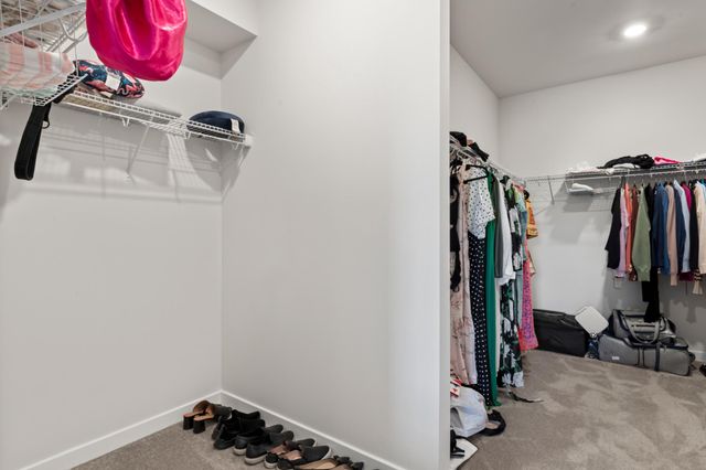 2131 BERWICK DR, Jeffersonton, VA 22724