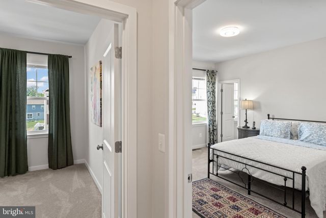 2131 BERWICK DR, Jeffersonton, VA 22724