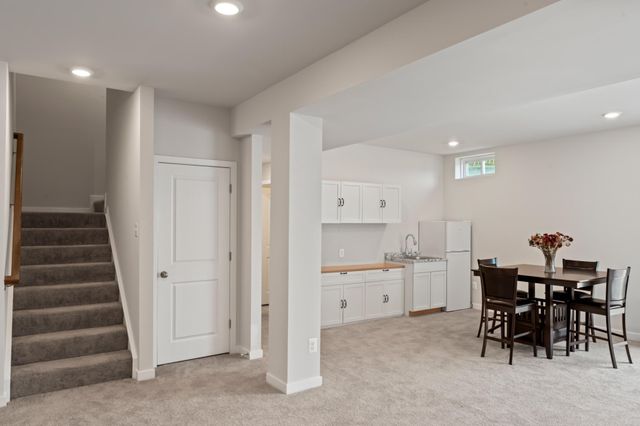 2131 BERWICK DR, Jeffersonton, VA 22724