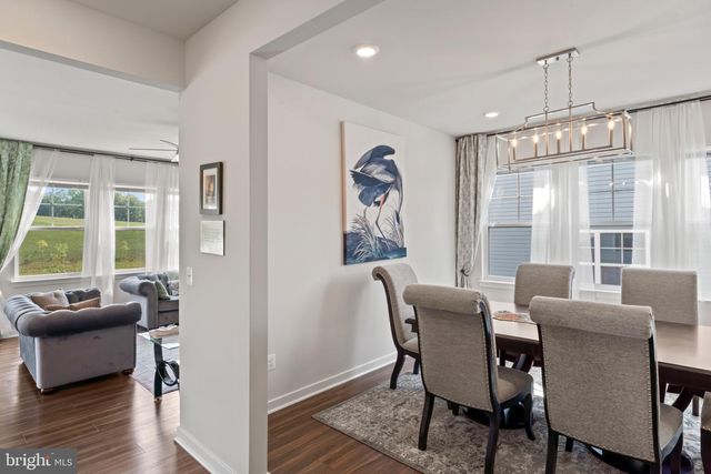 2131 BERWICK DR, Jeffersonton, VA 22724