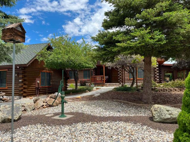 3667 Summer Hill Drive, Carson City, NV 89705