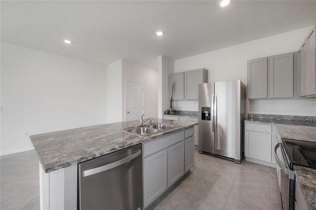16701 MAUDE DRIVE, Wimauma, FL 33598