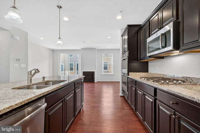 3716 FOOTE STREET NE, Washington, DC 20019