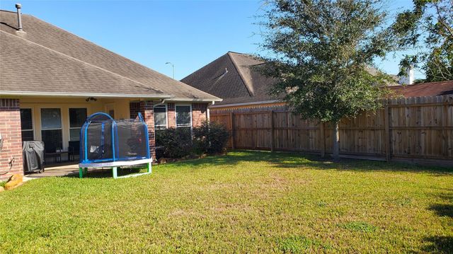 5106 Misty Lane, Pasadena, TX 77505