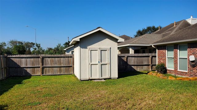 5106 Misty Lane, Pasadena, TX 77505